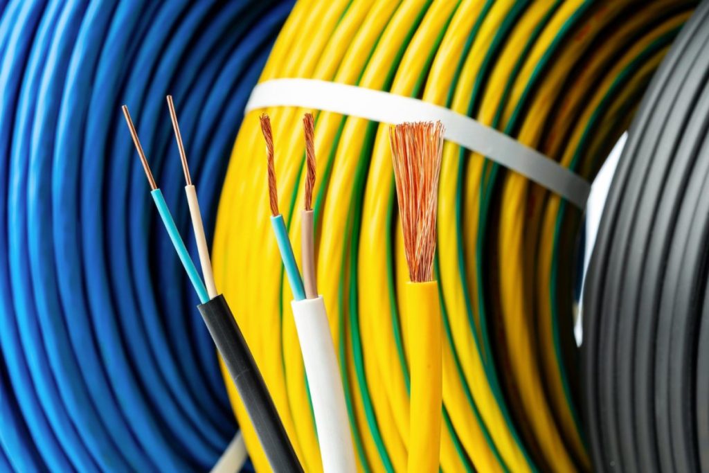 YDY, YKY czy LgY – który przewód do jakiej instalacji? Tabela przekrojów i obciążalności