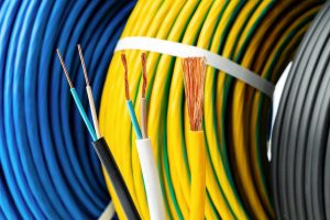 YDY, YKY czy LgY – który przewód do jakiej instalacji? Tabela przekrojów i obciążalności
